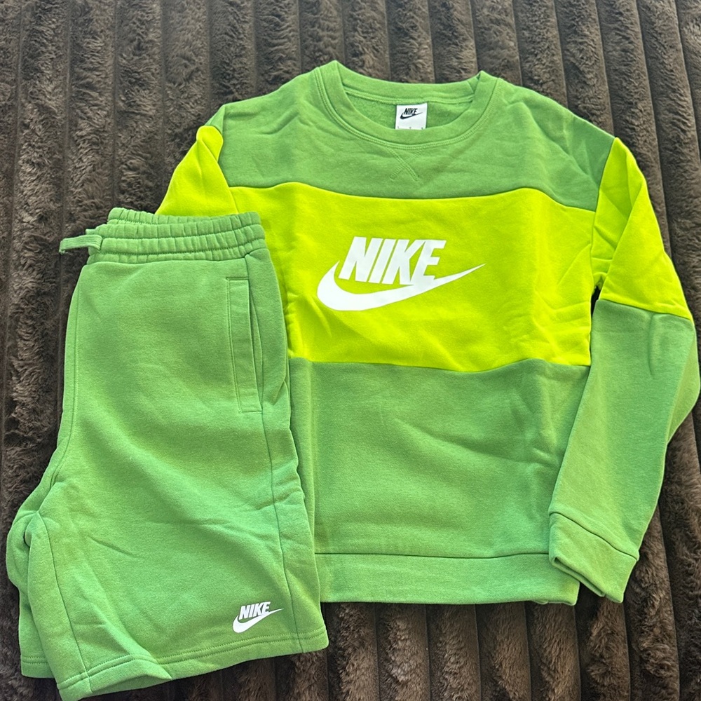 Youth L Nike Lime and Yellow Sweatshirt Set